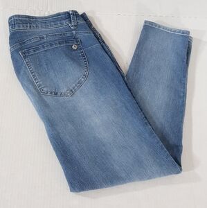 Democracy Ab Solution Distressed Ankle Skimmer Jeans Light Wash Blue